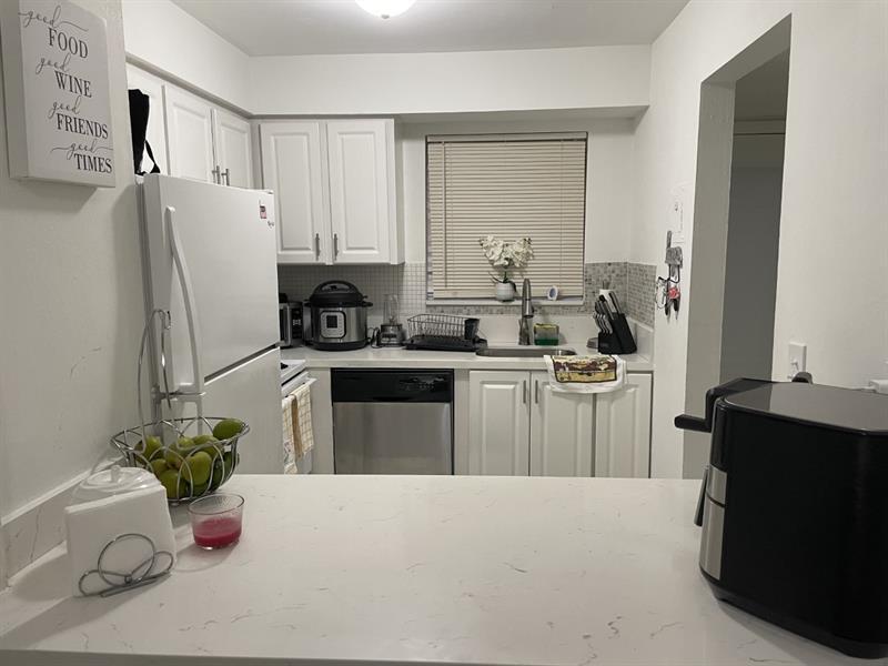 6505 Winfield Blvd Unit 25, Margate, FL 33063 Condo for Rent in