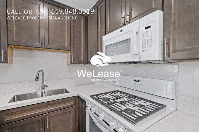 Building Photo - Cozy 2 Bed, 1 Bath Gem Available Now in Lo...