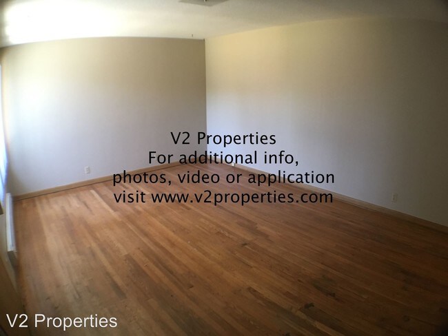 Building Photo - 11351 NE Glisan St
