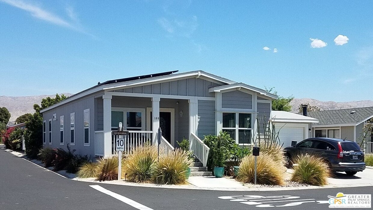 Foto principal - 15300 Palm Dr