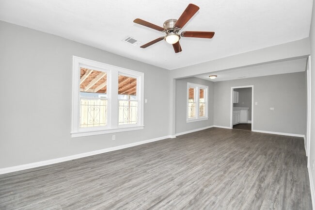 Building Photo - 5103 New Orleans St