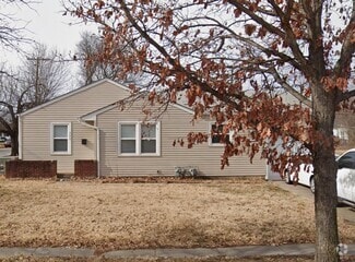 Building Photo - 757 S Dellrose St