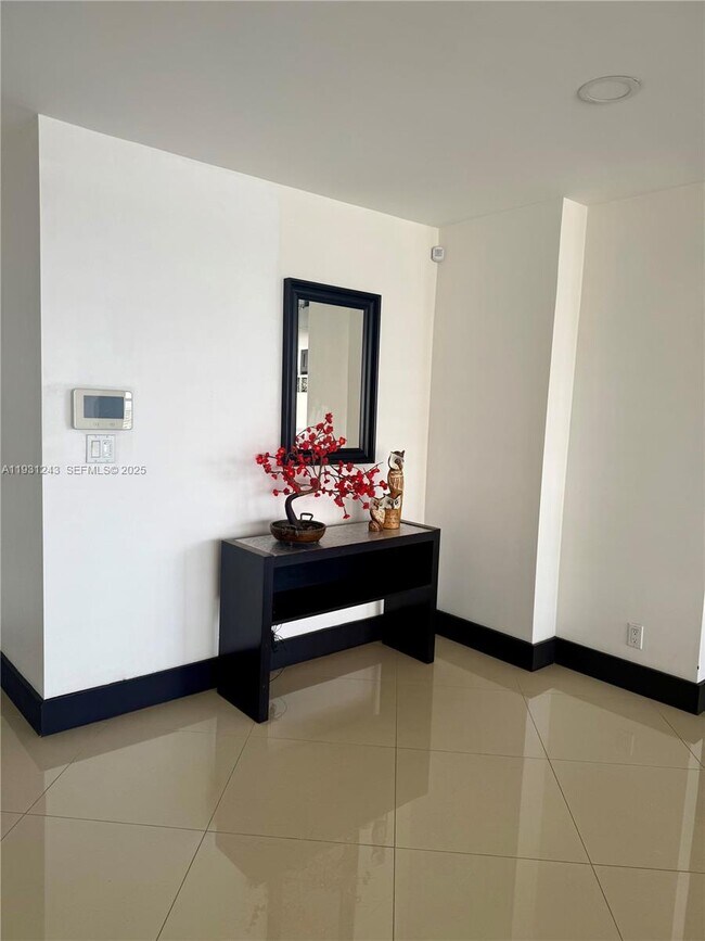 Foto del edificio - 2017 S Ocean Dr