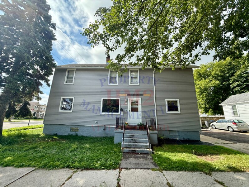 Foto principal - 803 Spring Ave