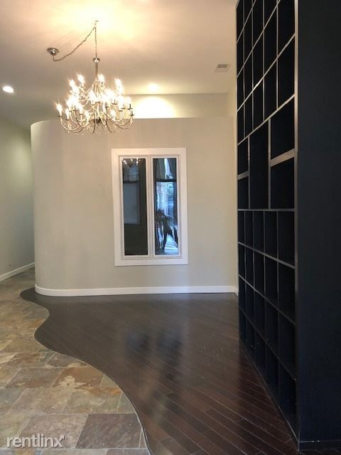 Building Photo - 2 br, 1 bath Condo - 825 N California Ave
