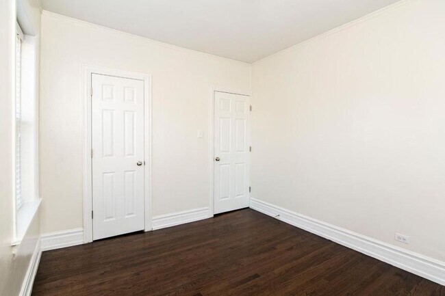 Foto del edificio - 2 bedroom in Chicago IL 60613