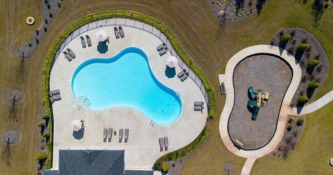 Foto del edificio - Poplar Village