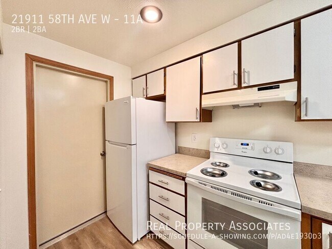 Foto del edificio - 21911 58th Ave W