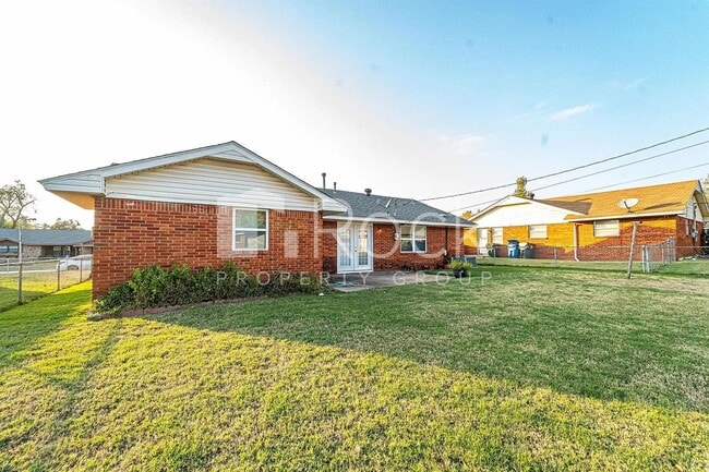 Photo - 3 Bedroom Home with 2-Car Garage and Covered Parking