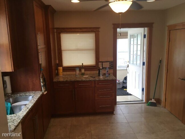 Foto del edificio - 3 br, 2 bath House - 1724 S 6th St