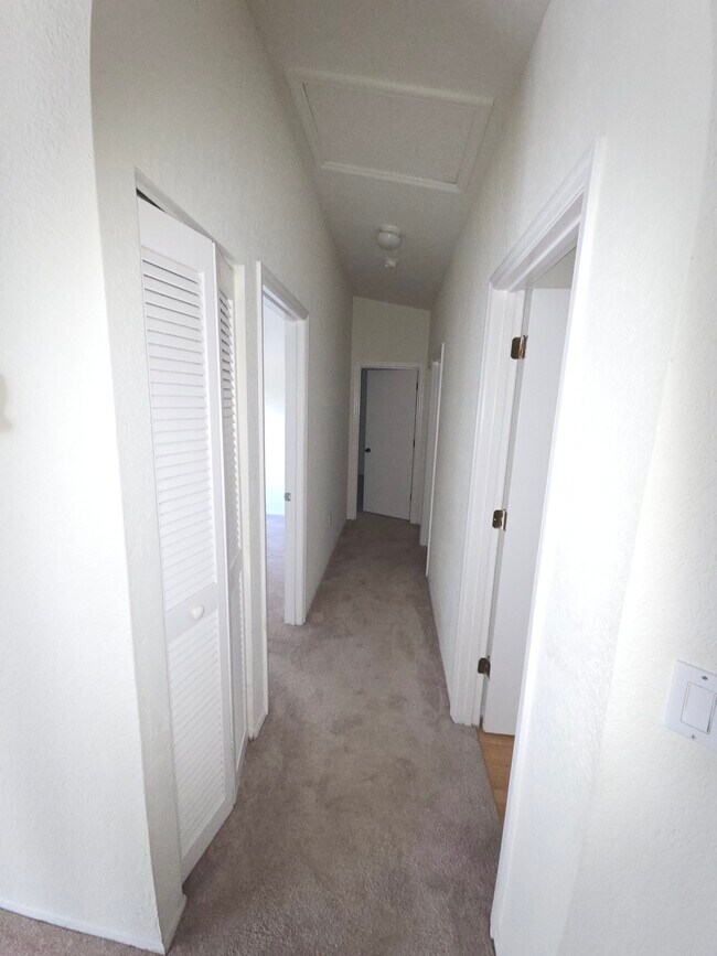 Foto del edificio - 22441 Westchester Blvd