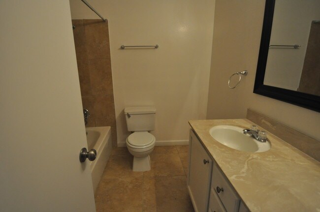 Foto del edificio - 513 Hummingbird Way