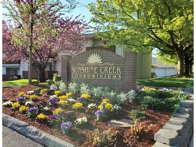 Photo - 10620 SW Davies Rd Townhome