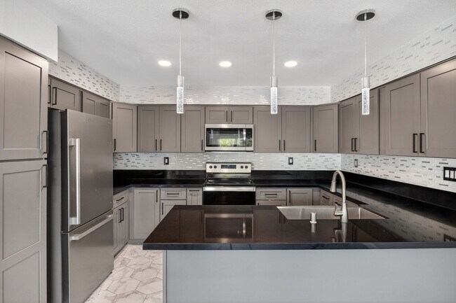 Foto del edificio - Newly renovated 2 bedroom, 2.5 bath townhome available in Chula Vista!