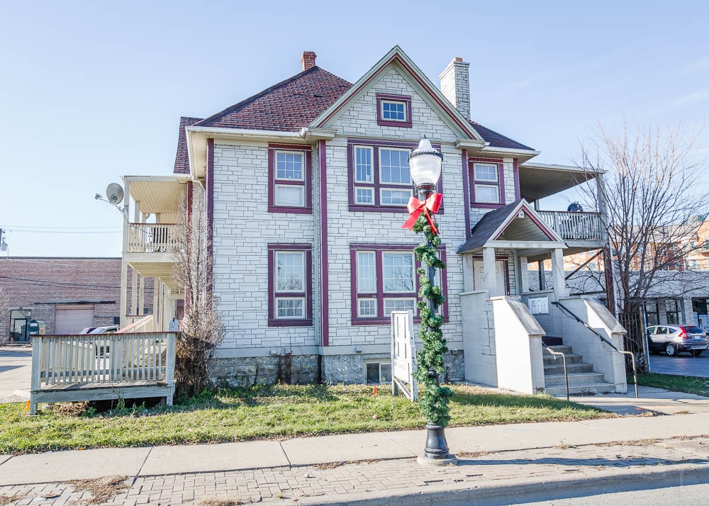 Primary Photo - 14 N York Rd