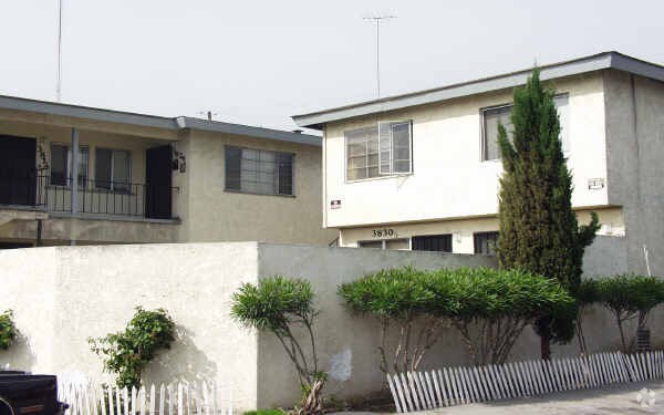 Foto del edificio - 3822-3832 Boundary St