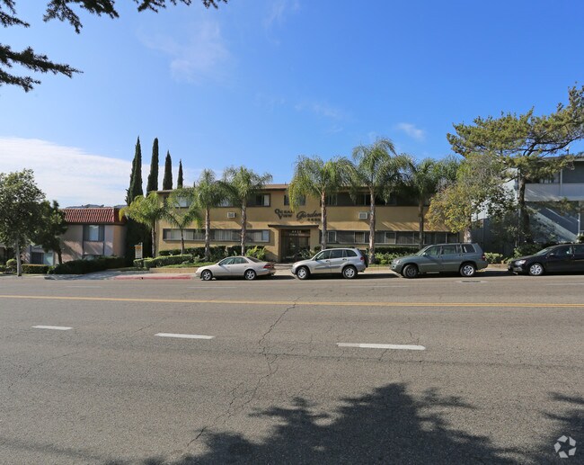 Foto del edificio - 4439 Ocean View Blvd