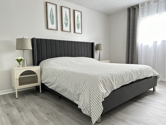 Building Photo - 1294 Old Newport Hwy