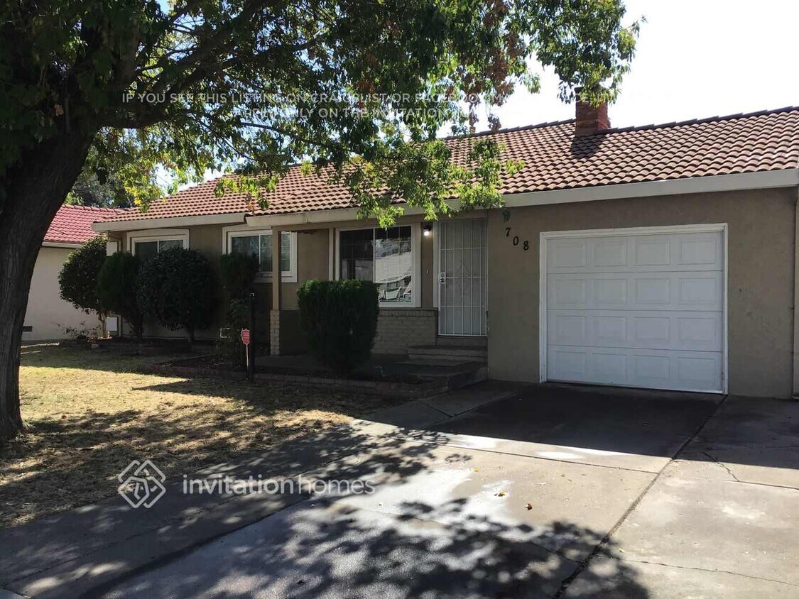 Foto principal - 708 Norwich Ct