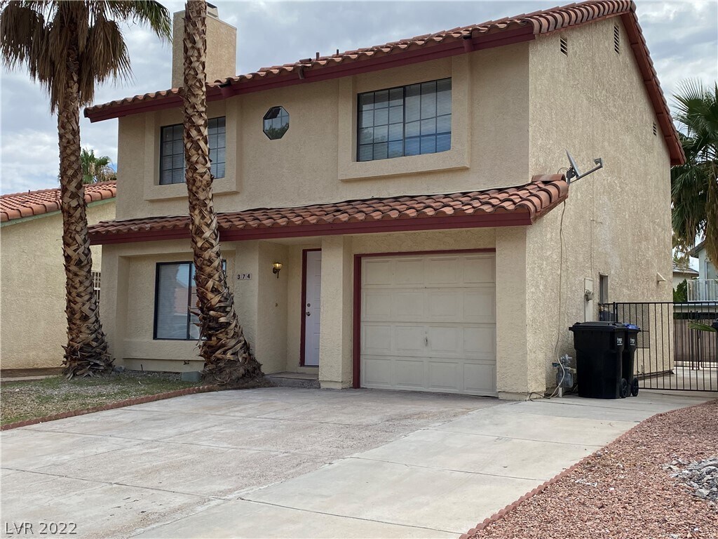 Primary Photo - 374 Tierra St