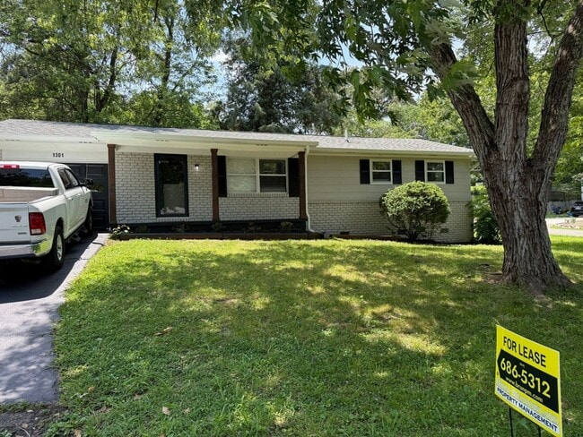 Building Photo - Renovated Rocky Hill Home