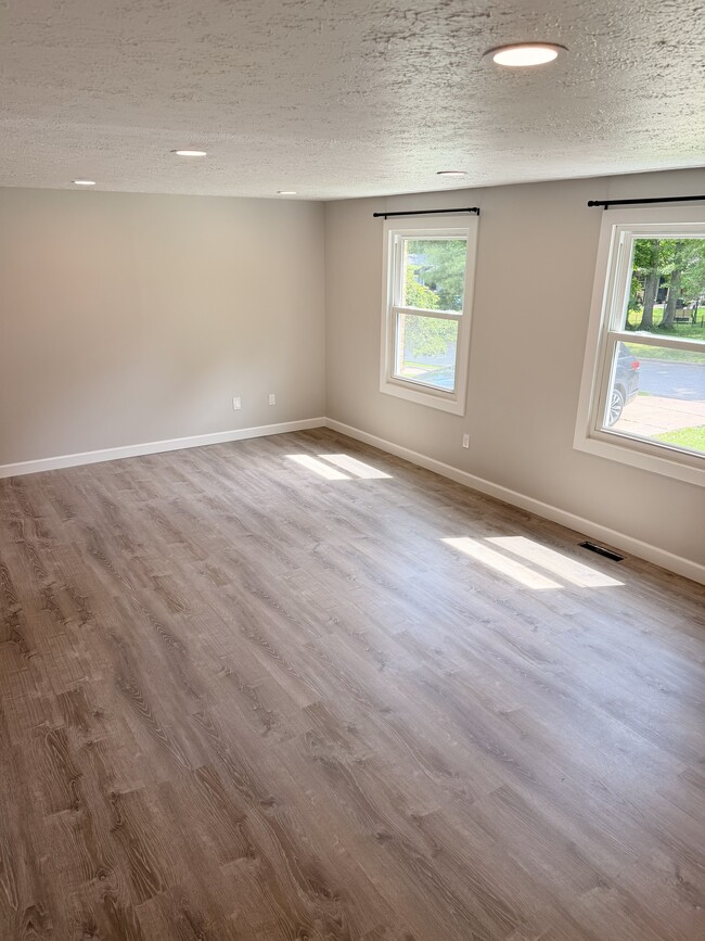 Building Photo - 514 Broken Oak Ct
