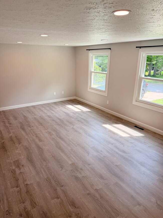 Foto del edificio - 514 Broken Oak Ct
