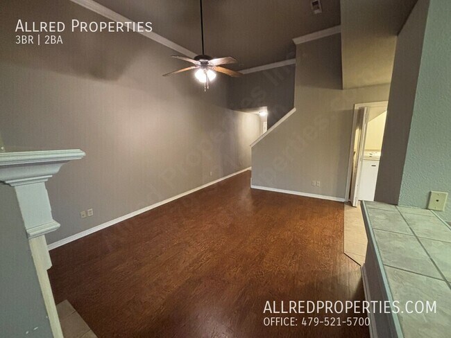 Photo - 1724 N Chestnut Ave Townhome