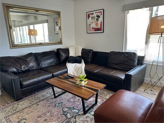 LIVING ROOM - 205 41st St