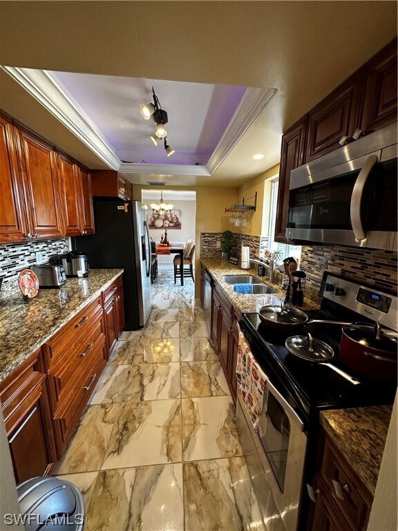 Foto del edificio - 8418 San Carlos Blvd