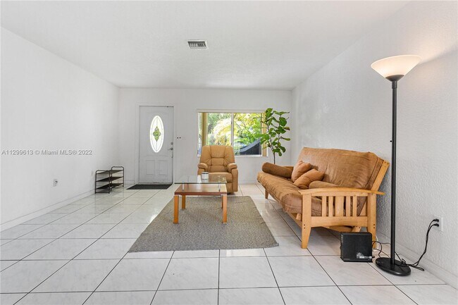 Building Photo - 829 NW 57th St