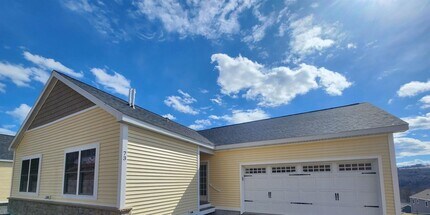 Building Photo - 73 Ivan Dr