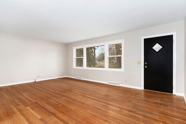 Foto del edificio - 27W102 48th St