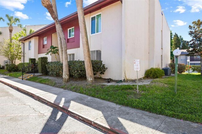 Foto del edificio - 8601 Huron Ct