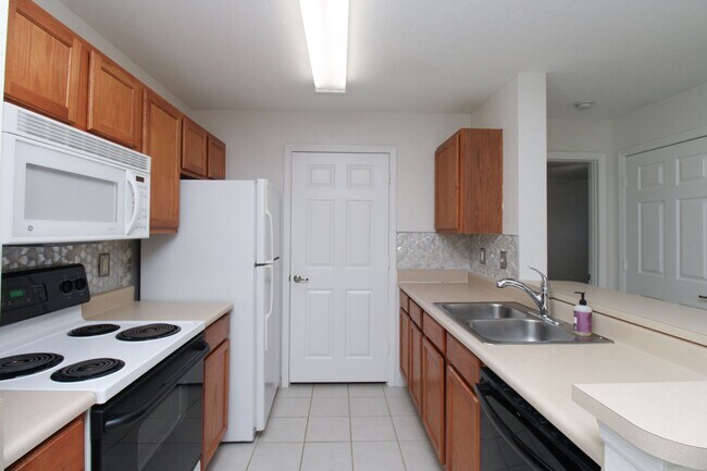 Foto del edificio - ***NORTH NAPLES***VANDERBILT PLACE***ANNUAL UNFURNISHED RENTAL***