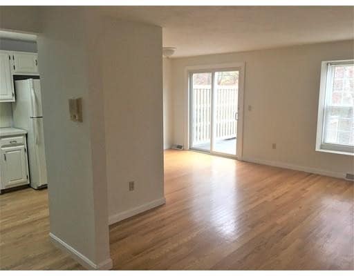 Building Photo - 109 Ridgefield Cir