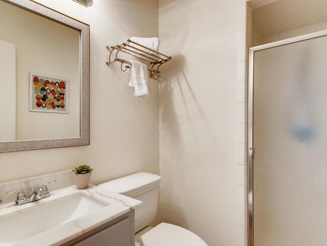 Building Photo - 23 Concord Cir