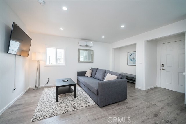 Foto del edificio - 409 W Harvard St