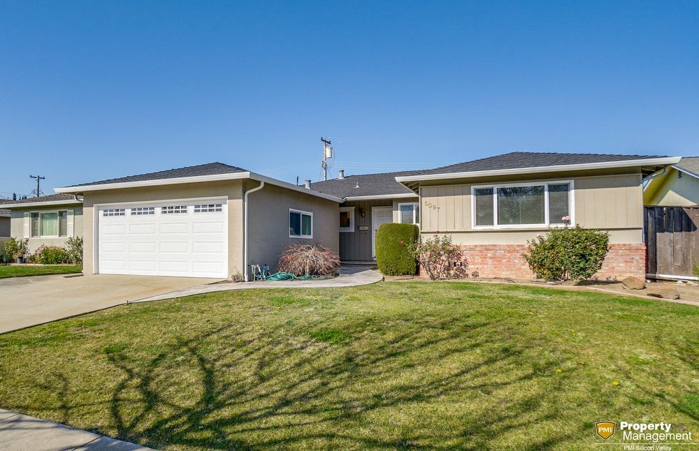 Primary Photo - 5097 Forest Glen Dr