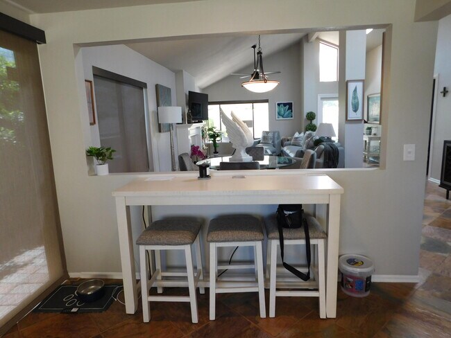 Building Photo - 41702 Aventine Ct