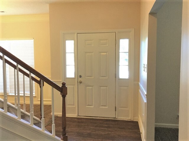 Building Photo - 12220 Cabin Creek Court