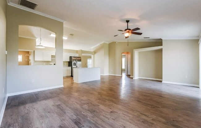 Foto del edificio - 650 4th Ave N