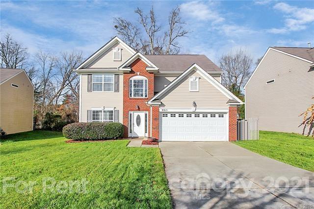 Primary Photo - 9315 Macquarie Ln