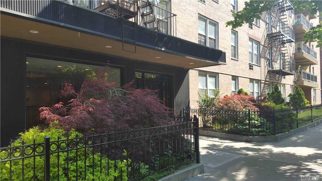 Primary Photo - 142-01 41st Ave