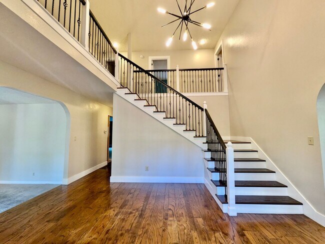 Foto del edificio - 18132 Westview Dr