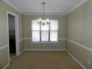 Building Photo - 516 Cambridge Rd