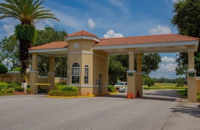 Foto del edificio - 1321 Rebecca Dr