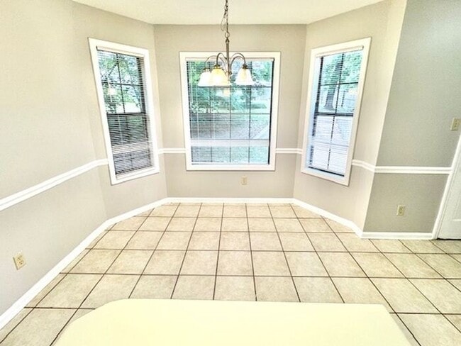 Building Photo - Now Leasing in Cordova, 4-Bedroom 2.5 Bath...