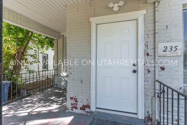 Foto del edificio - 235 N 8th W