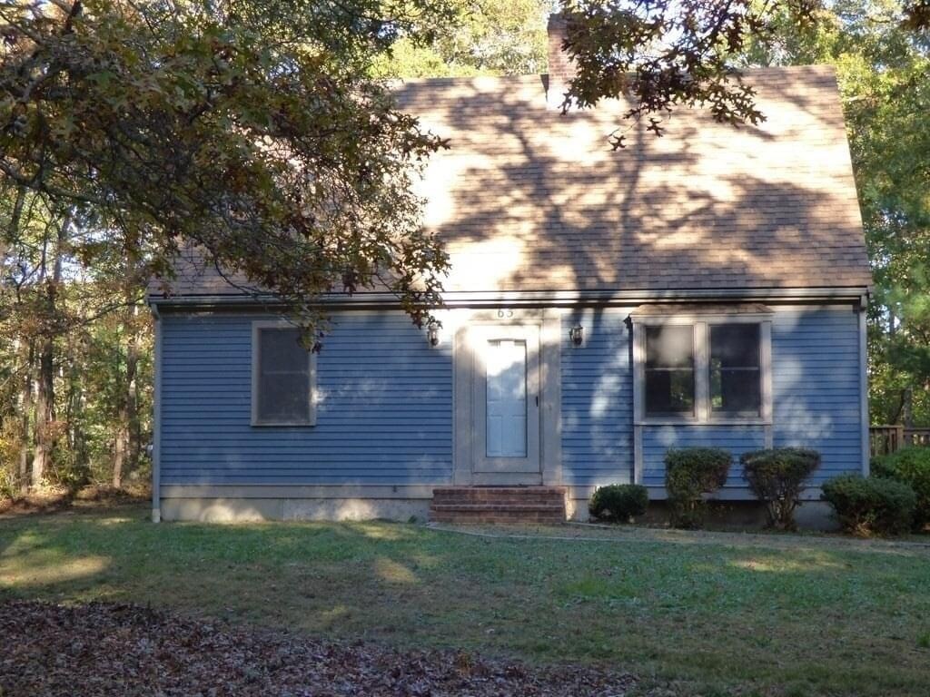 Primary Photo - 65 Baptiste Ln